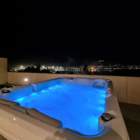 River Town View - Luxury Apartment With Jacuzzi On Terrace Viana do Castelo Exterior photo