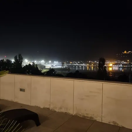 River Town View - Luxury Apartment With Jacuzzi On Terrace Viana do Castelo Exterior photo