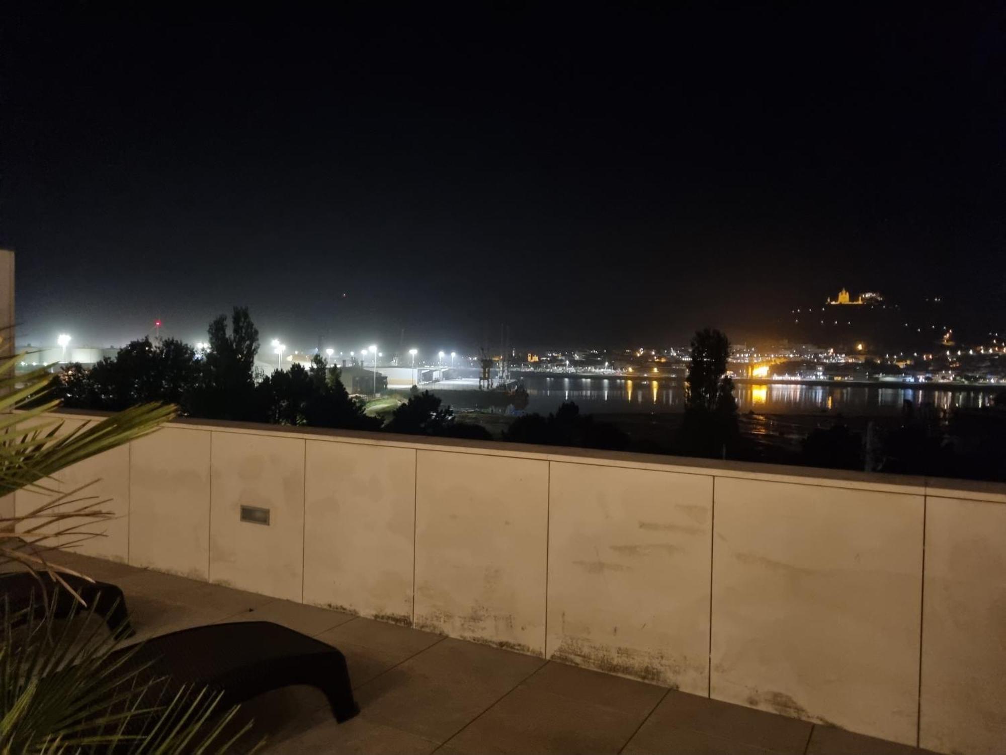 River Town View - Luxury With Jacuzzi On Terrace Apartment *