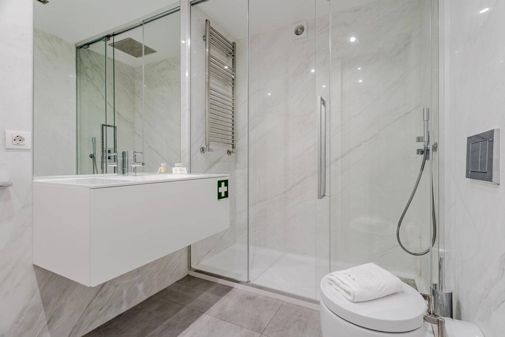 River Town View - Luxury With Jacuzzi On Terrace Viana do Castelo